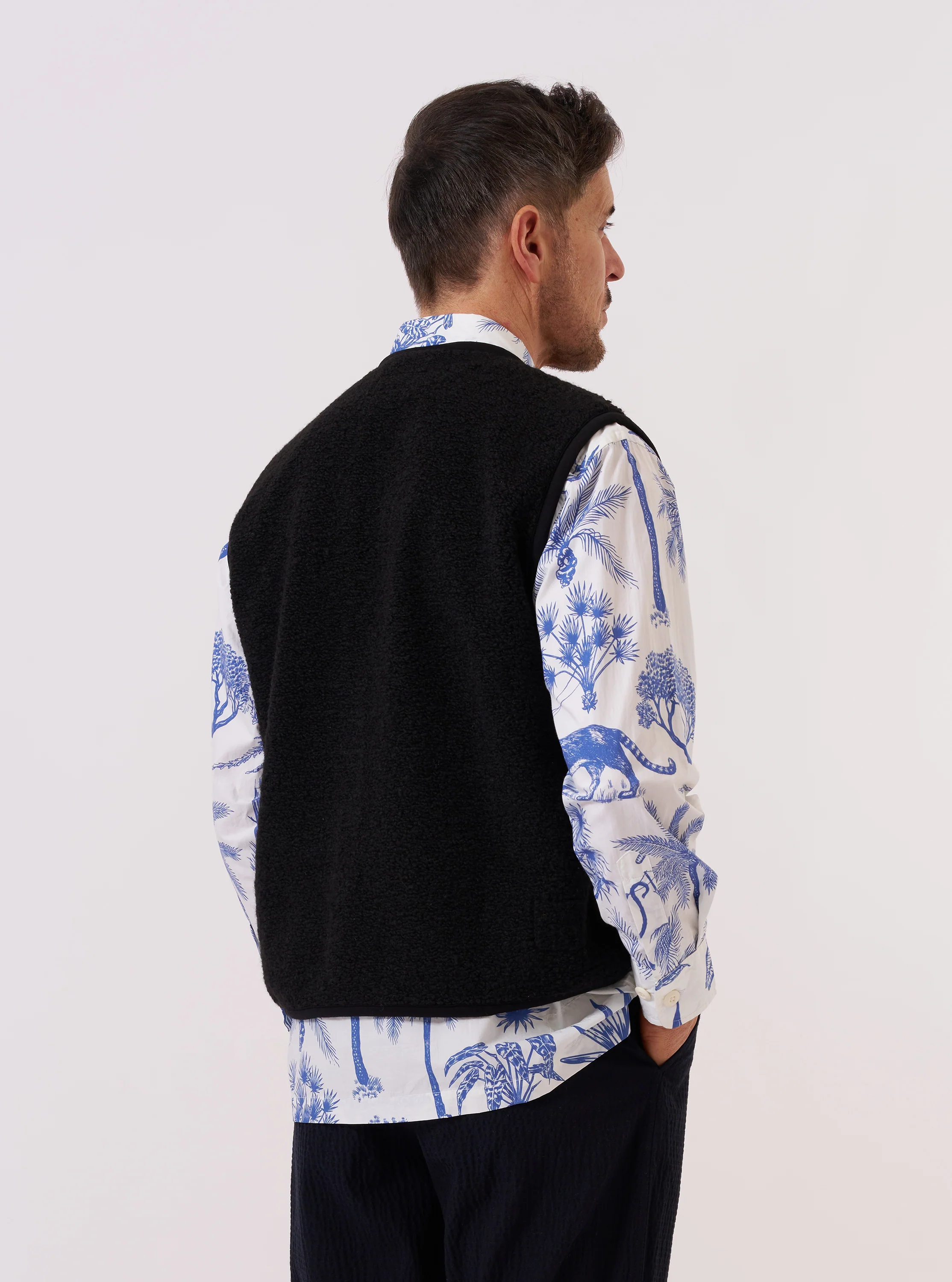 Black Alvar Fleece Lancaster Gilet - Image 3