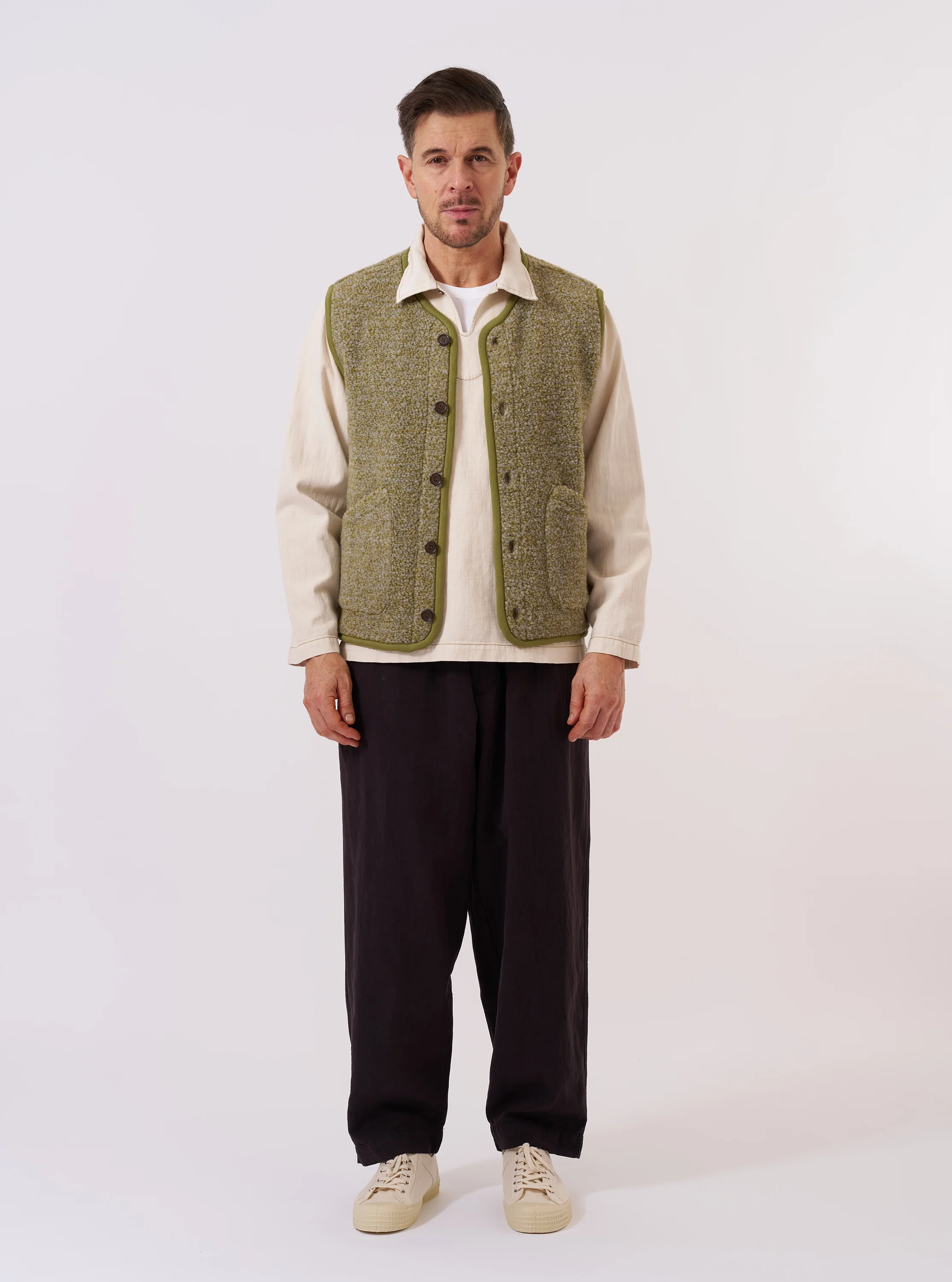 Light Olive Alvar Fleece Lancaster Gilet - Image 7