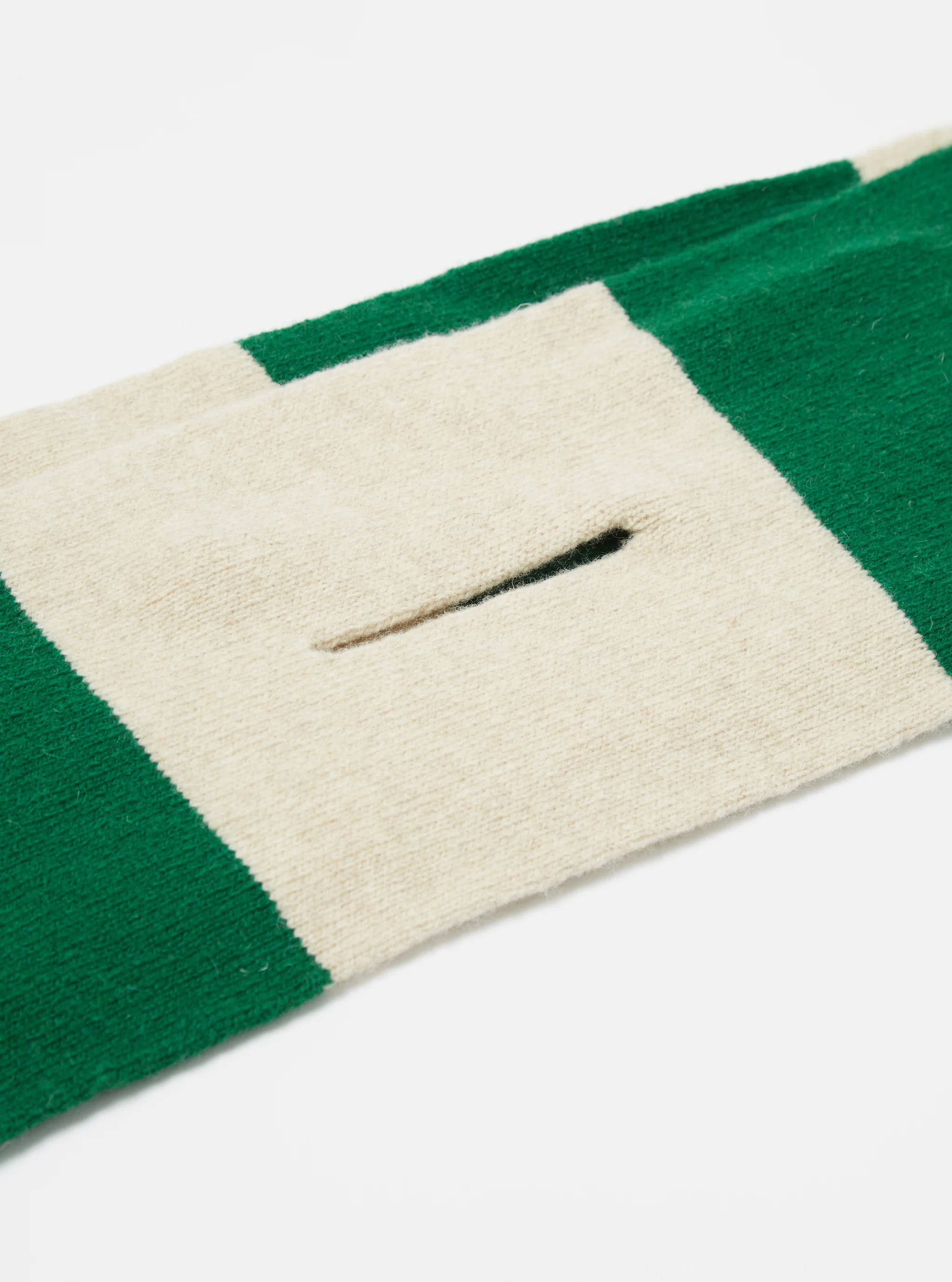 Beige/Green Soft Wool Deluxe Football Scarf - Image 3