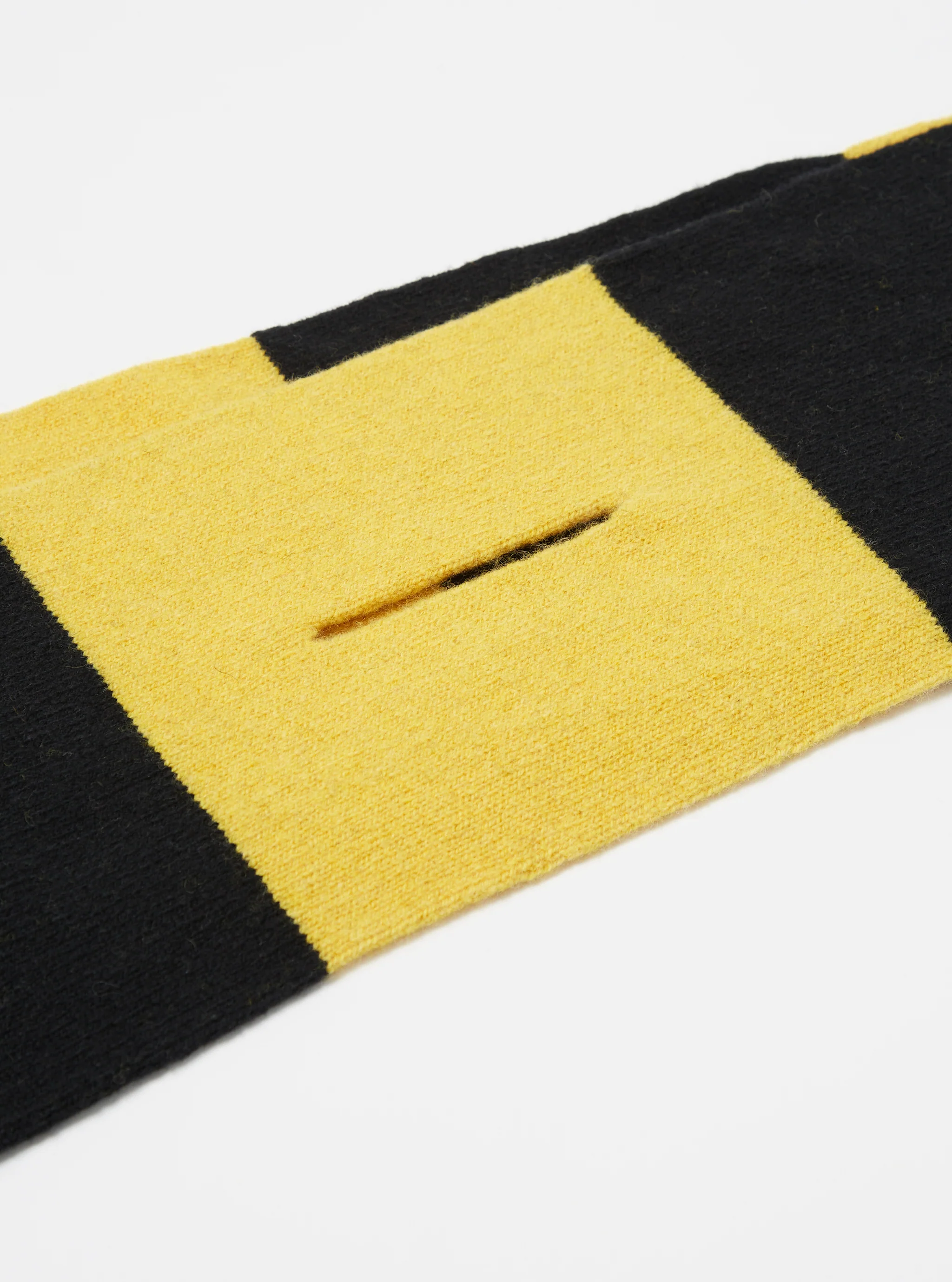 Black/Yellow Soft Wool Deluxe Football Scarf - Image 3