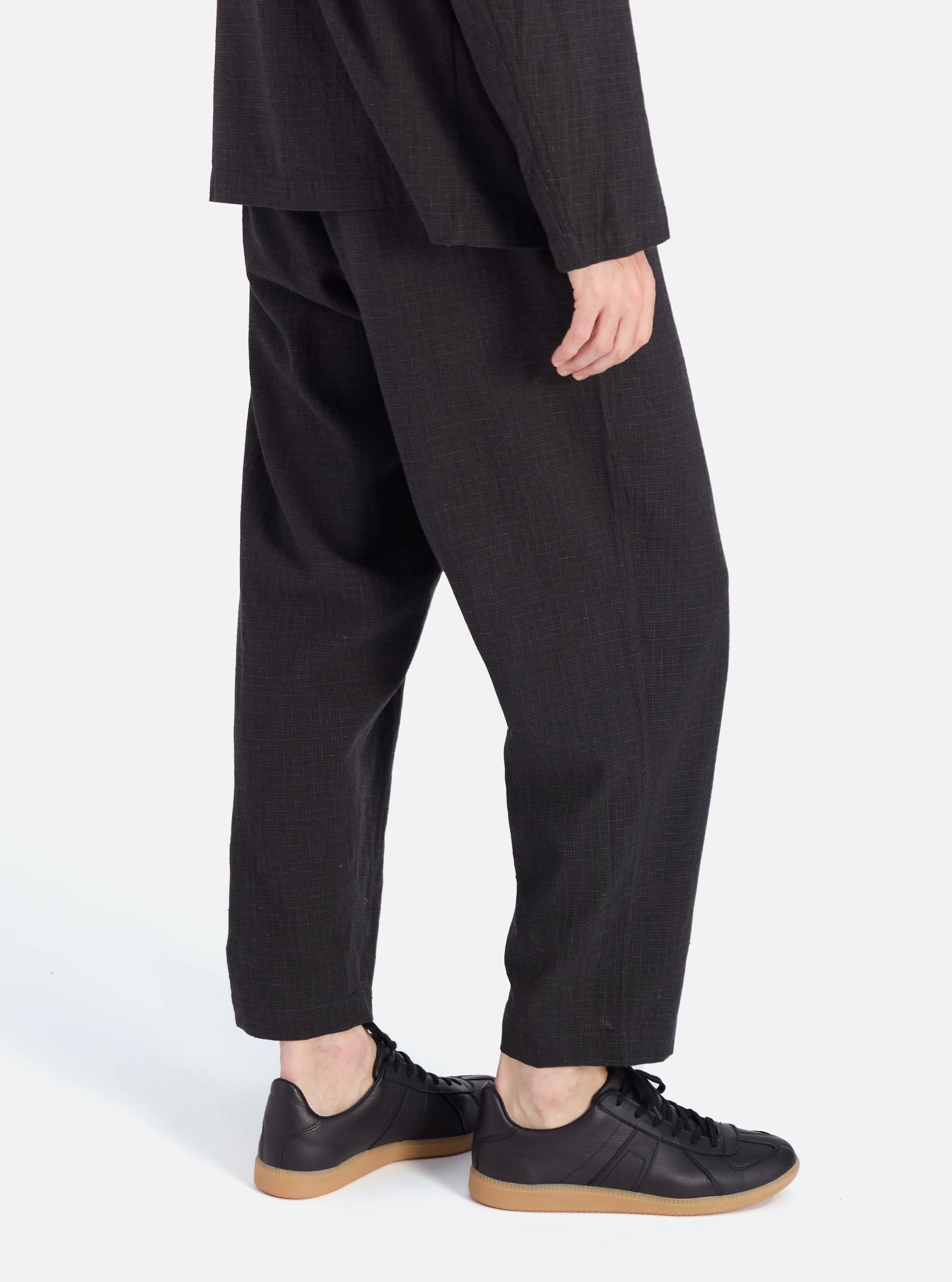 Charcoal Fine Linen Mix Pleated Track Pant - Image 3