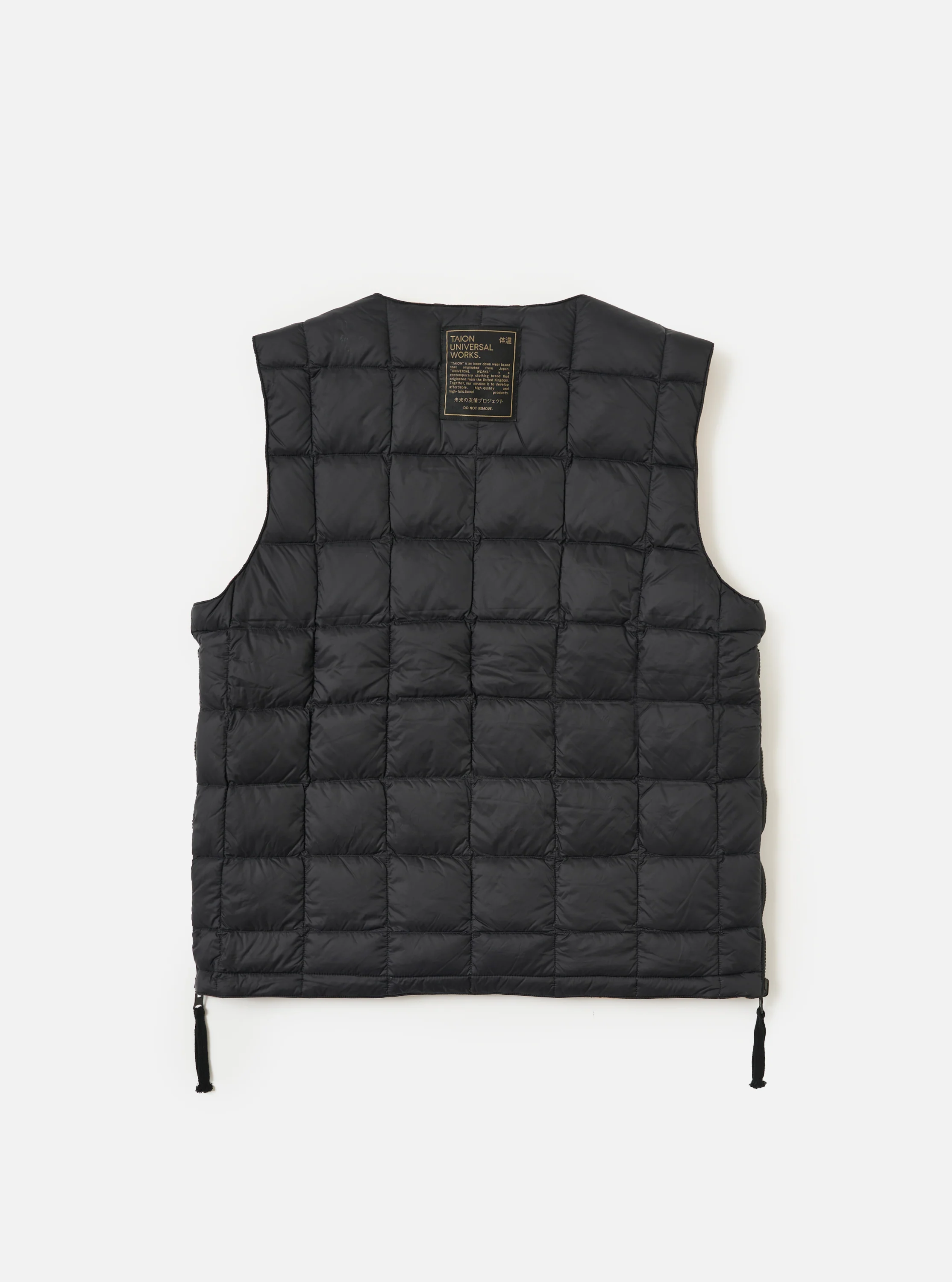 TAION x Universal Works Reversible Black Military Line Vest - Image 8