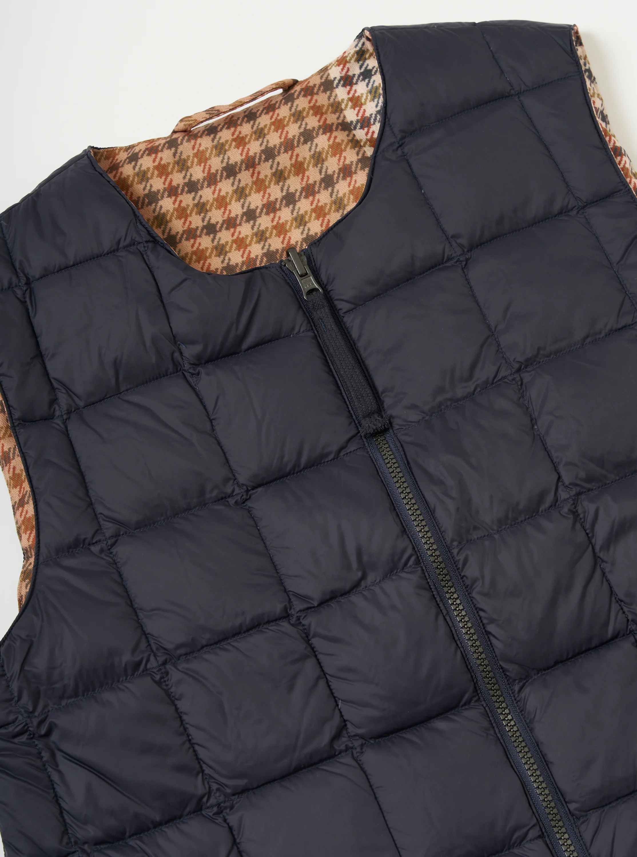 TAION x Universal Works Reversible Dark Navy Military Line Vest - Image 11