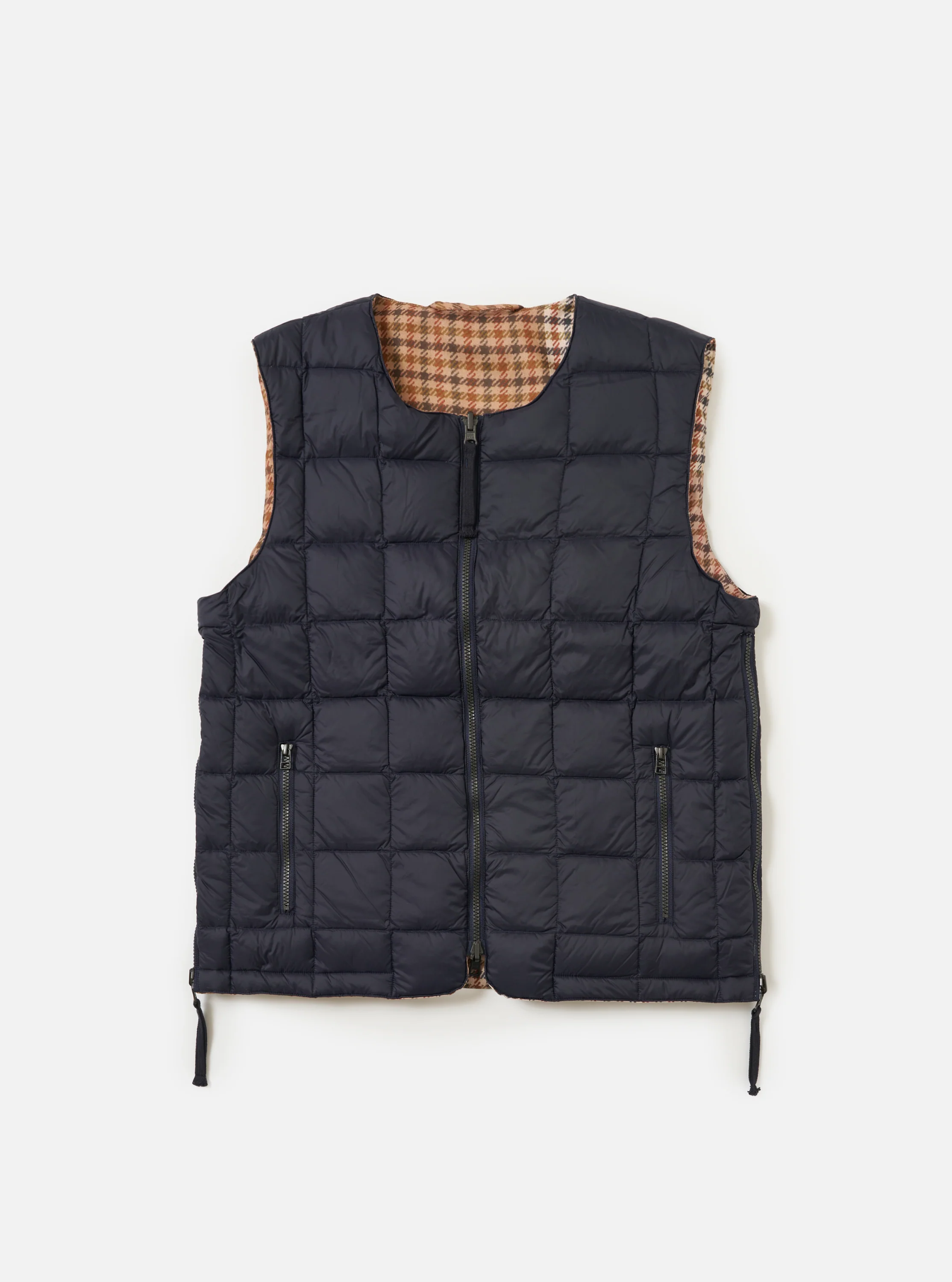 TAION x Universal Works Reversible Dark Navy Military Line Vest - Image 7