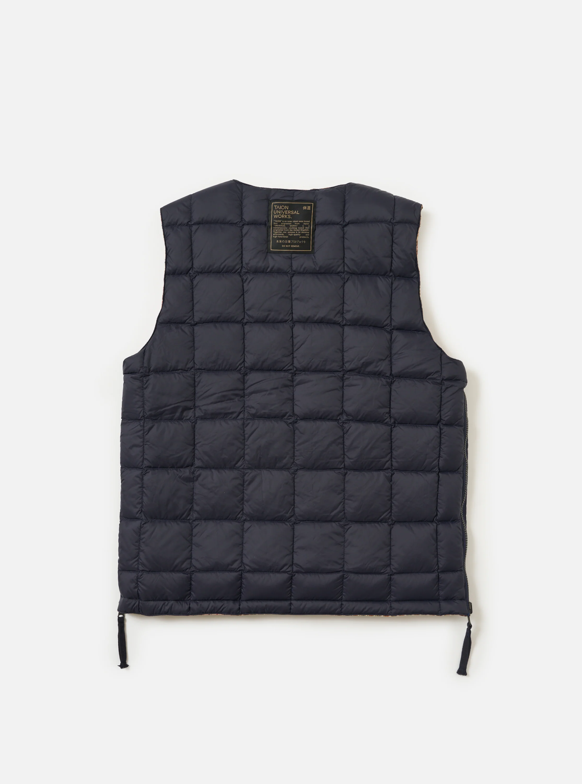 TAION x Universal Works Reversible Dark Navy Military Line Vest - Image 8
